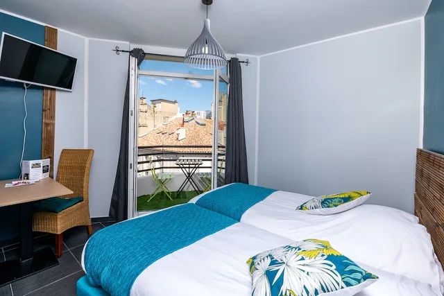 غرفة قياسية بسرير مزدوج، CELENYA HOTEL 9/10