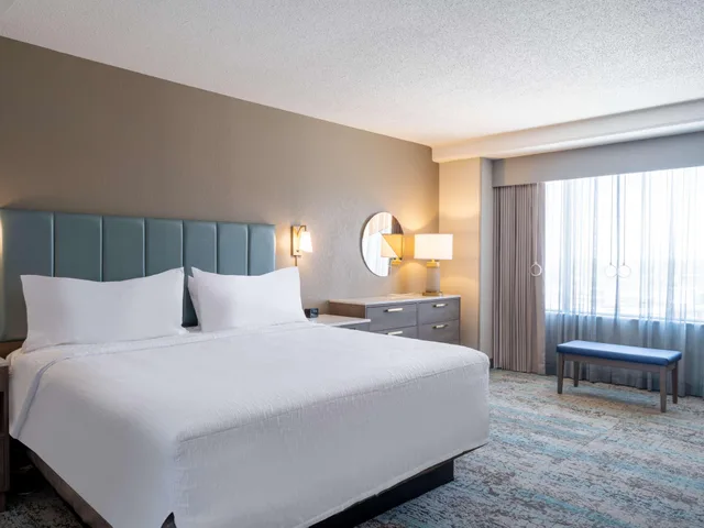 2 Bedrooms, Suite, 1 King or 2 Queen Beds, 2 Bathrooms، Homewood Suites by Hilton Toledo Downtown 1/3