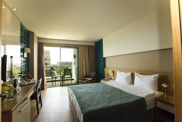 غرفة قياسية بسرير مزدوج، Sherwood Dreams Resort 1/3