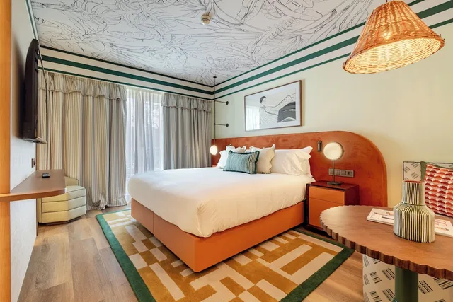 غرفة سوبيريور بسرير كينج بشرفة، Onyria Quinta Da Marinha Hotel 7/10