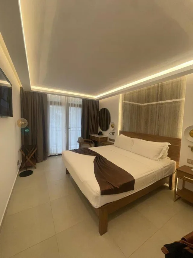 Signature, Mountain, Standard, King Bed, Garden and Mountain View, Coral Strand Smart Choice 3/10