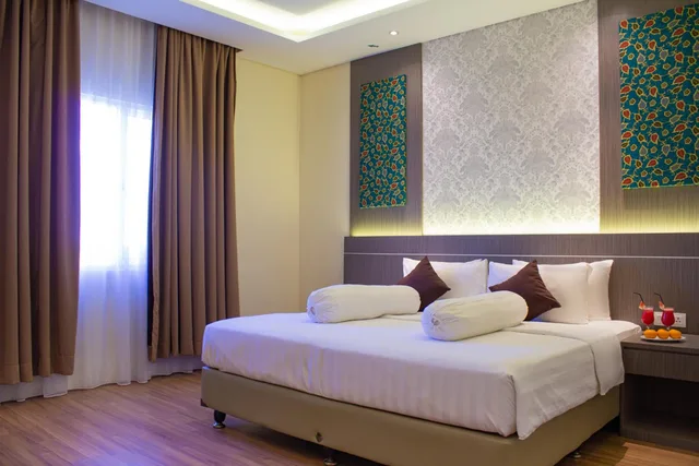 جناح بشرفة مع أريكة، Nevada Ketapang Hotel (Formely Asana Nevada Ketapang) 2/8