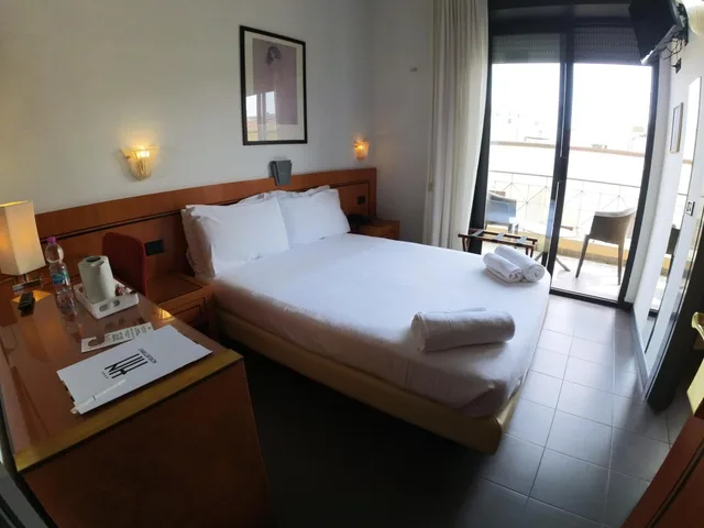 Room, French Bed, Sea View، Best Western Hotel Nettunia 1/8