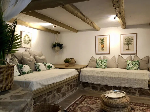 جناح ديلوكس بسرير كينج مع أريكة، Villa Vager Mani 1/2