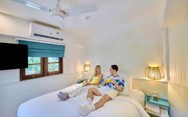 بنغل متصل رباعي بسريرين كينج بغرفتي نوم، Lub d Koh Tao Tanote Bay 8/10