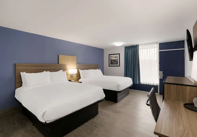 غرفة بسريرين كوين، SureStay Plus by Best Western Pigeon Forge 2/5