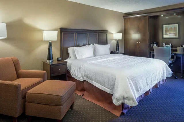 غرفة بسرير كوين بحوض استحمام لذوي الإعاقة، Hampton Inn Tuscaloosa-University 3/6