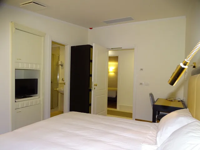 Junior Suite, King Bed, Sofa, Torrione Hotel 3/5