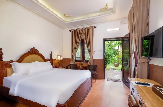 Superior, Queen Bed, Garden View, Coco Palm Beach Resort Spa 1/3