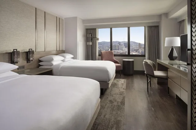 غرفة ديلوكس ركنية بسريرين كوين بإطلالة على المدينة، San Francisco Marriott Marquis 2/7