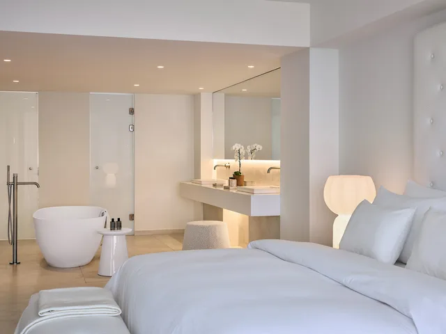 جناح غراند بإطلالة، Amirandes, A Resort to Live 1/3