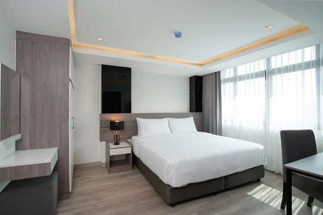 غرفة عائلية رباعية بسرير كينج وسرير كوين، ORION Hotel and Residence Bangkok 5/7