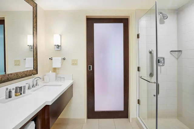 Room, 2 Queen Beds, Mountain View, Denver Marriott Westminster 5/6
