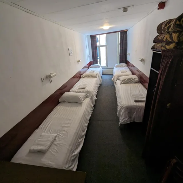 غرفة عائلية، Budget Hotel Ben 6/7