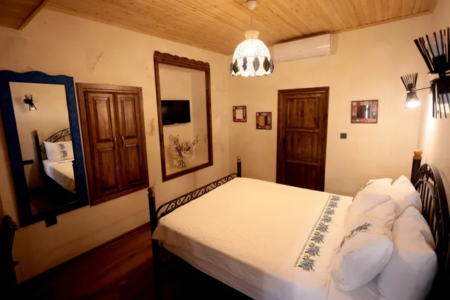 Room, Double Bed, Garden View, Astarte Hotel 1/10
