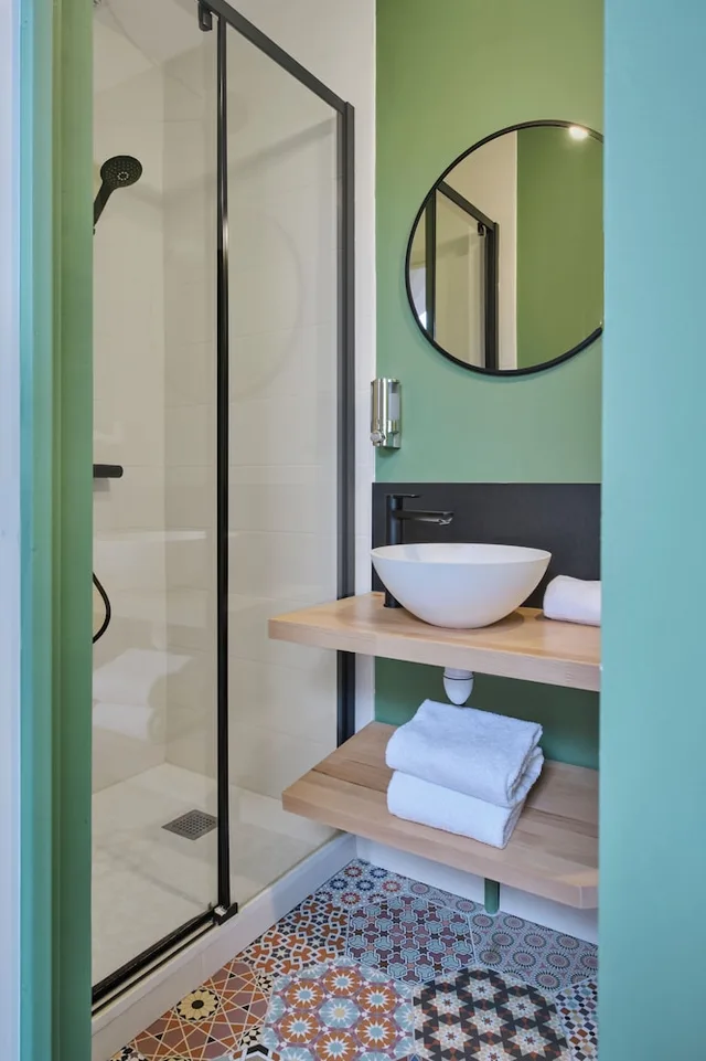 غرفة قياسية بسريرين منفصلين، LOGIS BEAUJOIRE HOTEL 6/6