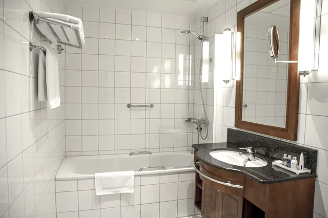 Collection, Premium, Twin Beds، Radisson Collection Astorija Hotel, Vilnius 8/10
