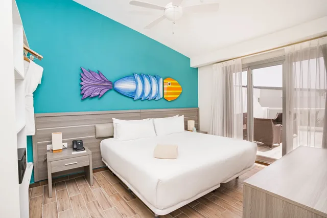 جناح ديلوكس مفرد، Blue Beach Punta Cana Luxury Resorts 1/5