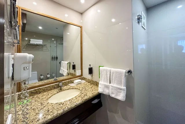 غرفة بسريرين مزدوجين، La Quinta by Wyndham Quito 8/10