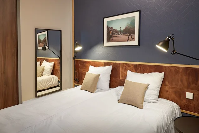 1 Bedroom, City, Apartment, Queen Bed, NOVA APARTMENTS 2/5