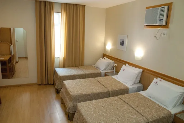 غرفة قياسية رباعية بأربعة أسرّة، Hotel Regina 4/5