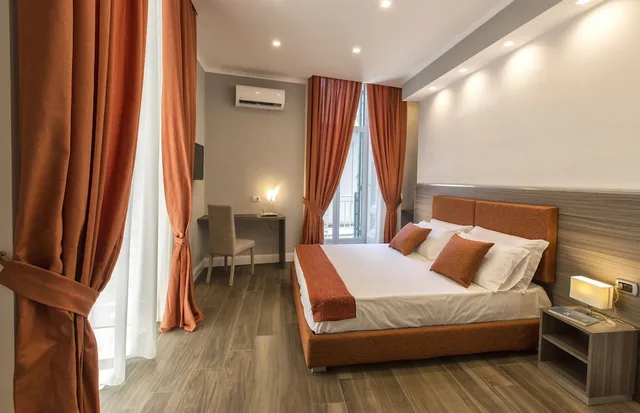 Deluxe, Quadruple, Queen and Twin Beds, Dante Maison De Charme 1/3