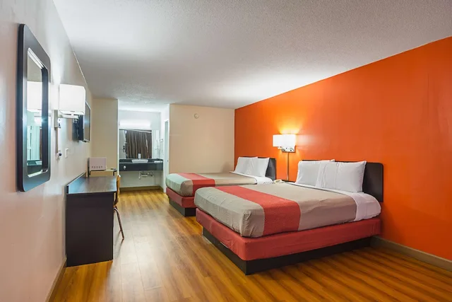غرفة بسريرين كوين، Motel6 Cleveland, TN 1/7