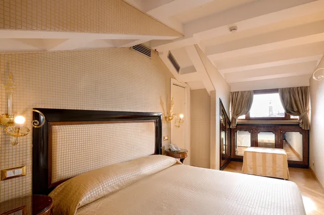 غرفة ديلوكس بسريرين منفصلين، Hotel Paganelli Venice 2/10