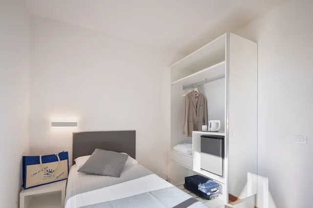 غرفة أساسية مفردة، Hotel Continental 8/9