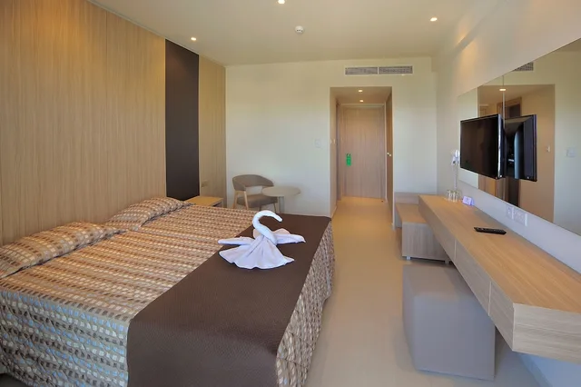 Twin Sea View, Nelia Beach Hotel & Spa 1/1