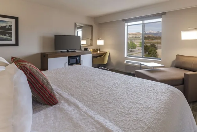 غرفة قياسية بسرير كينج، Hampton Inn Lehi-Thanksgiving Point 2/4