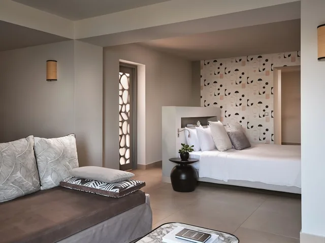 3 Bedrooms, Residential, Pool, Villa, 3 King Beds, Private Garden, Sofa، Eagles Villas - Small Luxury Hotels of the World 2/4