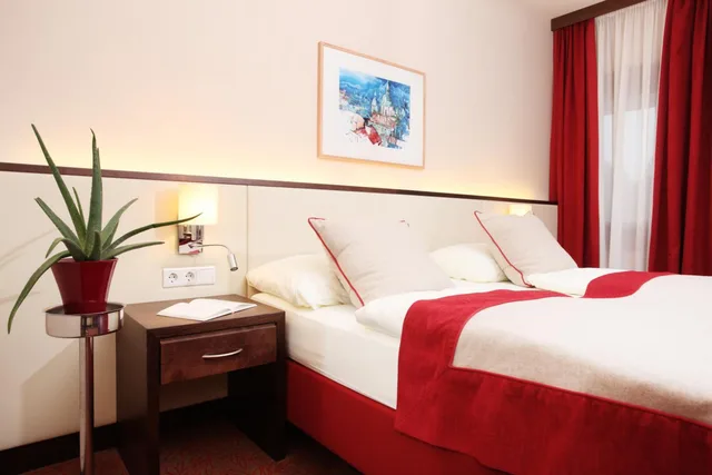 غرفة كلاسيكية بسرير مزدوج، Seehotel Rust 3/8
