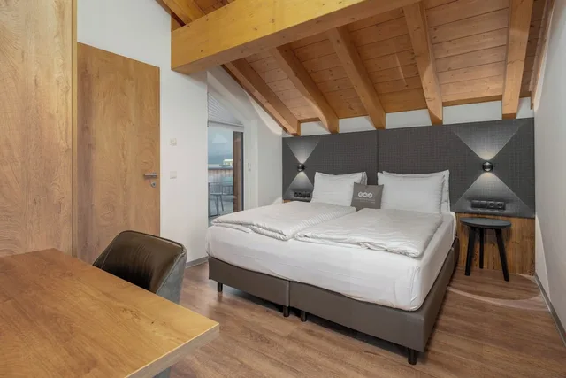 بنتهاوس ديلوكس بسريرين مزدوجين بـ4 غرف نوم مع أريكة، Name: Elements Resort Zell Am See 1/4