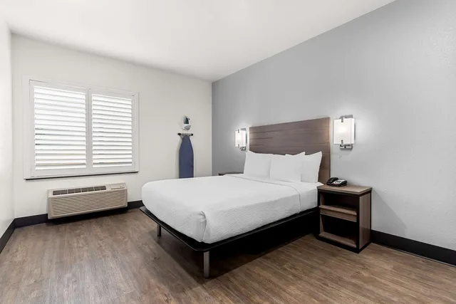 غرفة بسرير كوين بحوض استحمام لذوي الإعاقة، SureStay by Best Western Livingston Merced County 4/5