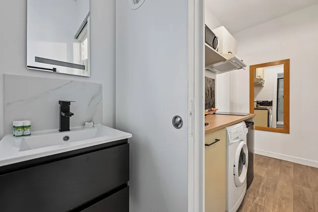 Deluxe, Apartment, Double Bed, City View, Sofa, RESIDENCE AURMAT 4/6