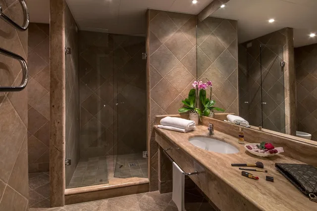 جناح كبير بسرير كينج مع أريكة بمنطقة جلوس، Best Western Park Hotel Via Variante Tiberina 21 4/5