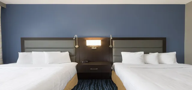 غرفة بسريرين كوين، Hotel 1550 2/2