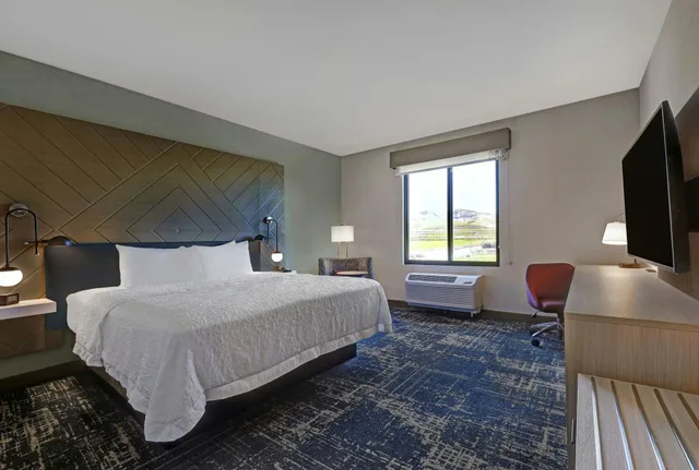 غرفة بسرير كينج، Hampton Inn Patterson Ca 2/4