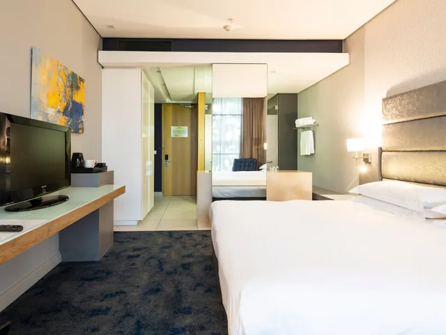 غرفة قياسية بسرير مزدوج، aha Gateway Hotel 3/4