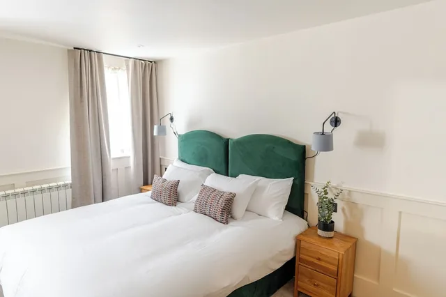 غرفة بسريرين منفصلين، Brooks Hotel Edinburgh 6/8