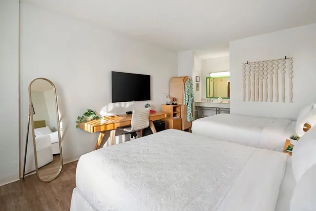 غرفة كلاسيكية بسرير مزدوج، Palm Tree Club Miami Hotel 3/4