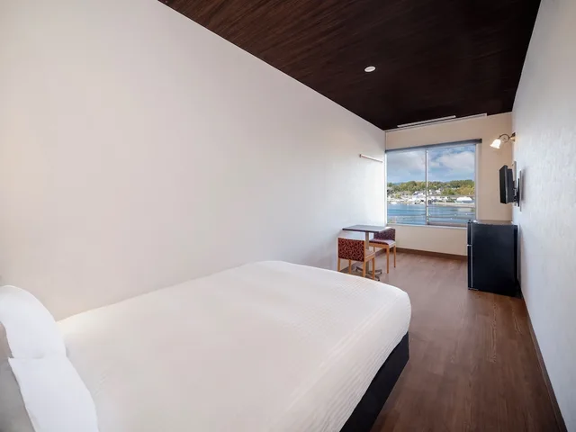 غرفة قياسية بسرير مزدوج بإطلالة على البحيرة، Hamanako Wanwan Paradise Hotel (Ex HAMANAKO GRAND HOTEL SAZANAMIKAN) 1/1