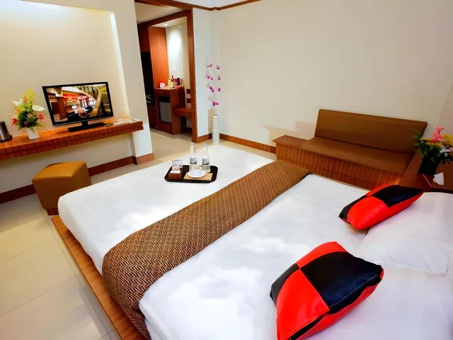 غرفة قياسية بسرير كوين، HOTEL MAXIMILLIAN 1/1
