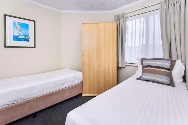Suite, King Bed, Quality Resort Sorrento Beach 3/10