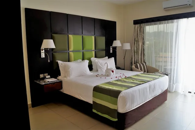 غرفة تنفيذية، Best Western Premier Garden Hotel Entebbe 3/5