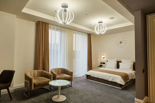 غرفة قياسية بسرير كينج بإطلالة على المدينة، Aghababyan S Hotel 4/9