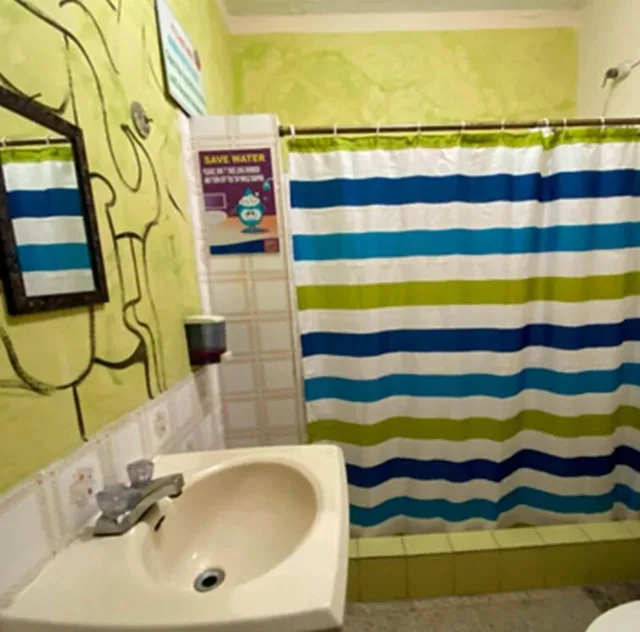 سكن مشترك مختلط أساسي بأسرّة بطابقين بغرفة نوم واحدة، Tamarindo hostel 3/4