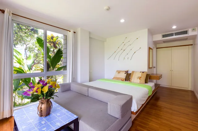 2 Bedrooms, Apartment, 2 Double Beds, Pool View, Baan Poolom Beachfront Condominium 5/5