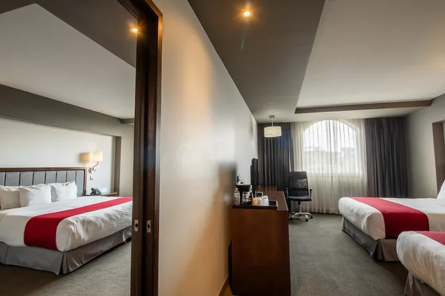 غرفة متصلة قياسية بسرير كينج، Best Western Plus Santa Cecilia Pachuca 7/10